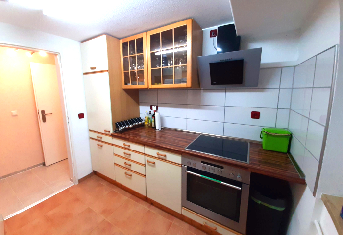 Küchenzeile in der Ferienwohnung am Steigerwaldrand
