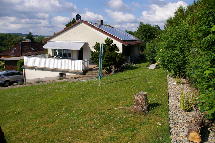 Ferienwohnung Am Steigerwaldrand - Souterrrain - Gebäudeansicht